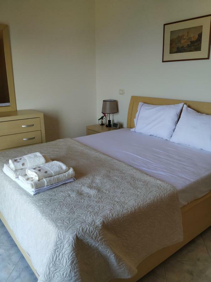 Cozy Sea Apartment ساراندا المظهر الخارجي الصورة
